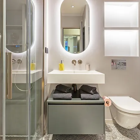 La Parisienne Apartment *